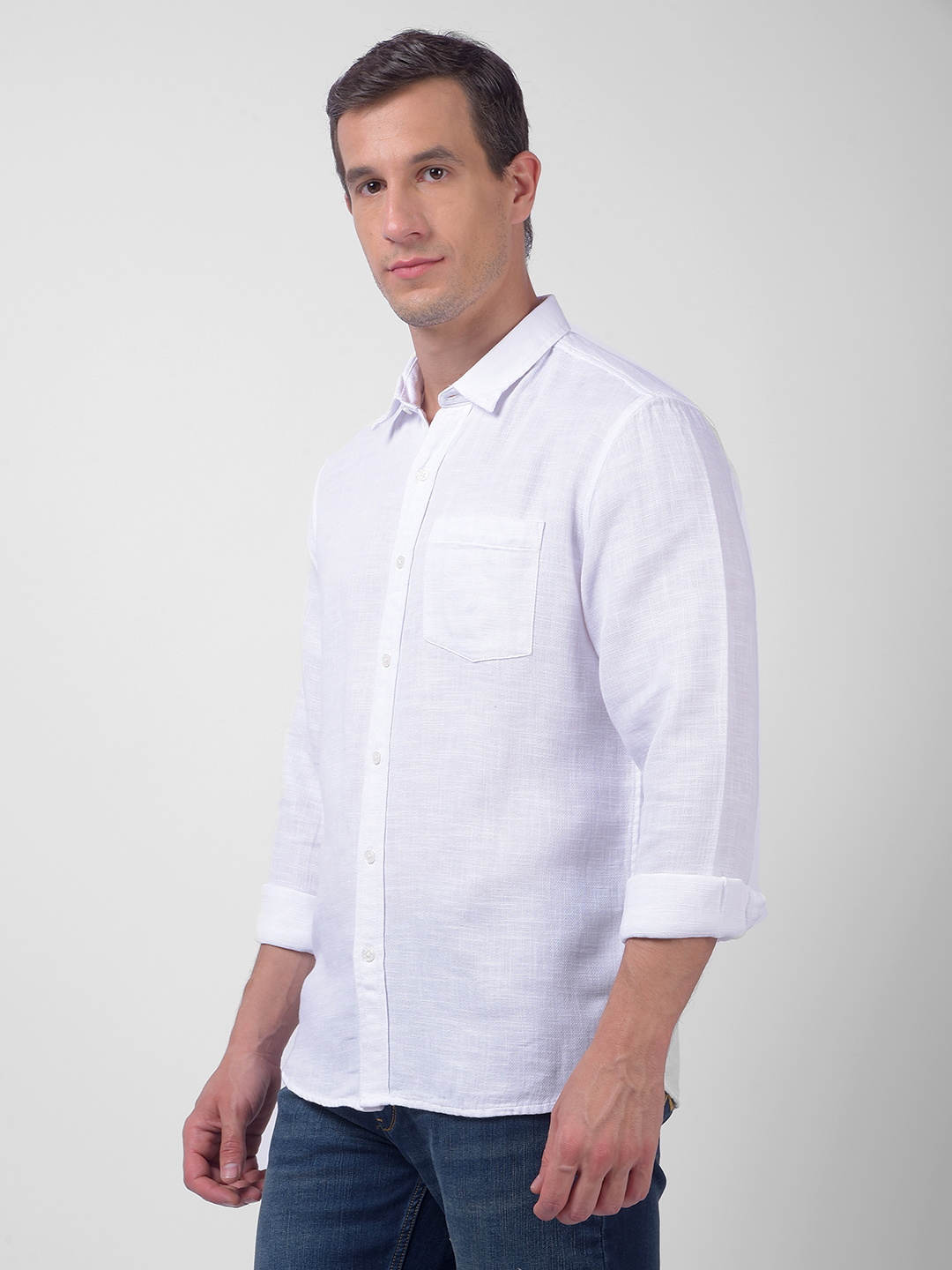 Numero Uno Men White Regular Fit Shirt
